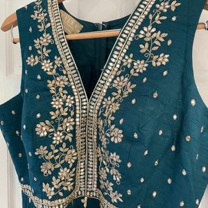 NWT Kalki Fashion Jumpsuit Size 16